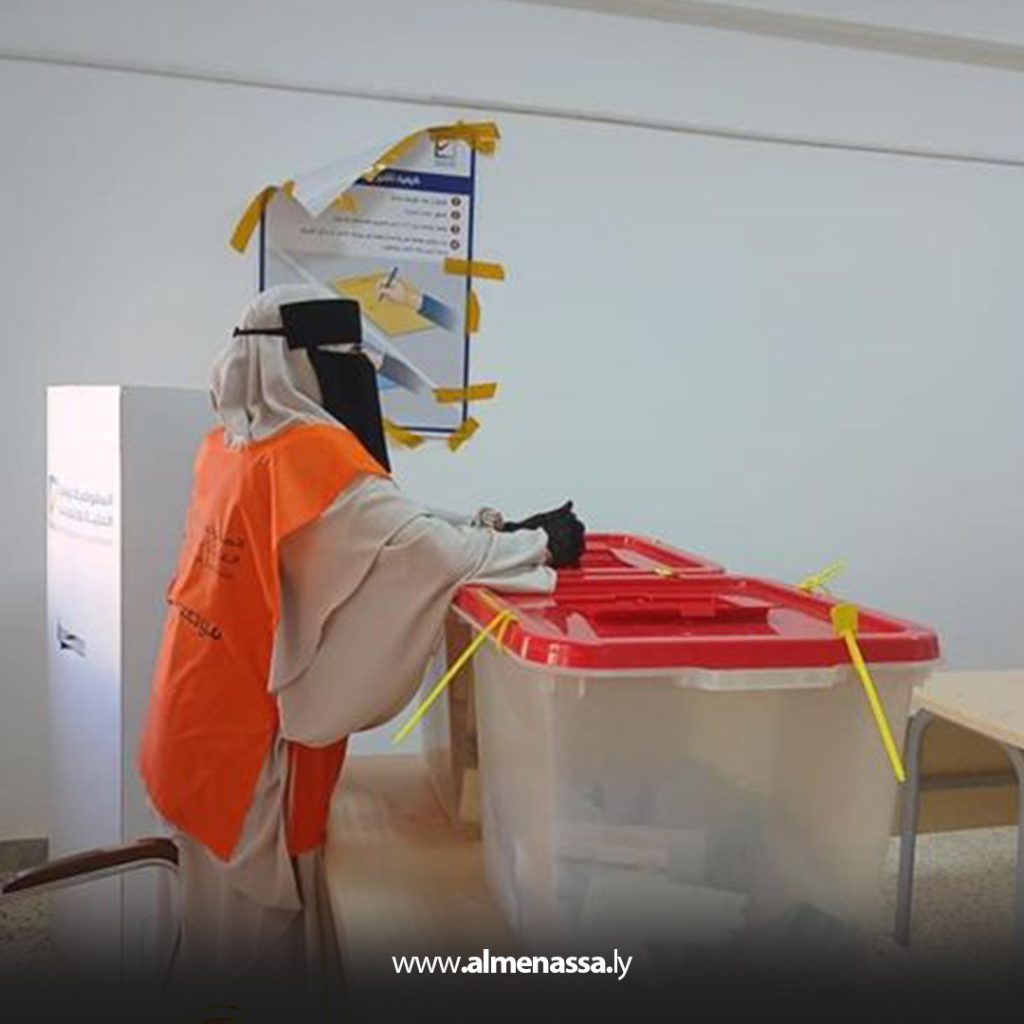 Extra 323 إقبال واسع في انتخابات بلدية تجرهي بمشاركة فعّالة لعضوة شابات المجلس المحلي لشباب القطرون