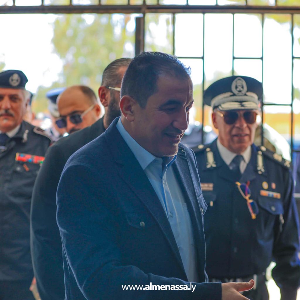 Extra 4 9 أبو زريبة يقوم بجولة تفقدية على مركز الاقتراع في بلدية المليطانية