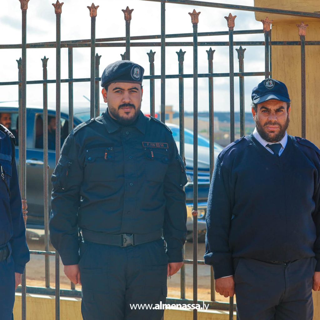 Extra 6 8 أبو زريبة يقوم بجولة تفقدية على مركز الاقتراع في بلدية المليطانية