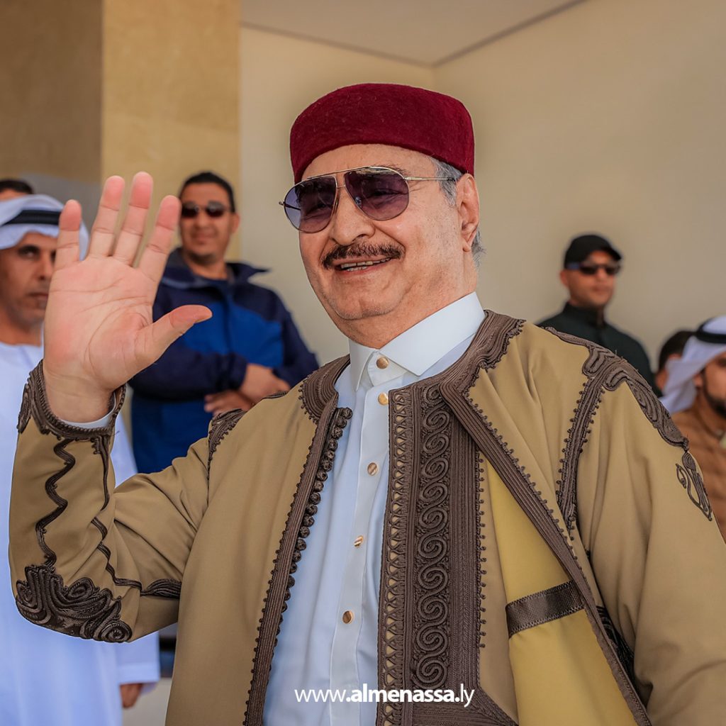 Extra000 القائد العام للقوات المسلحة يشارك في اختتام كرنفال ليبيا التراثي