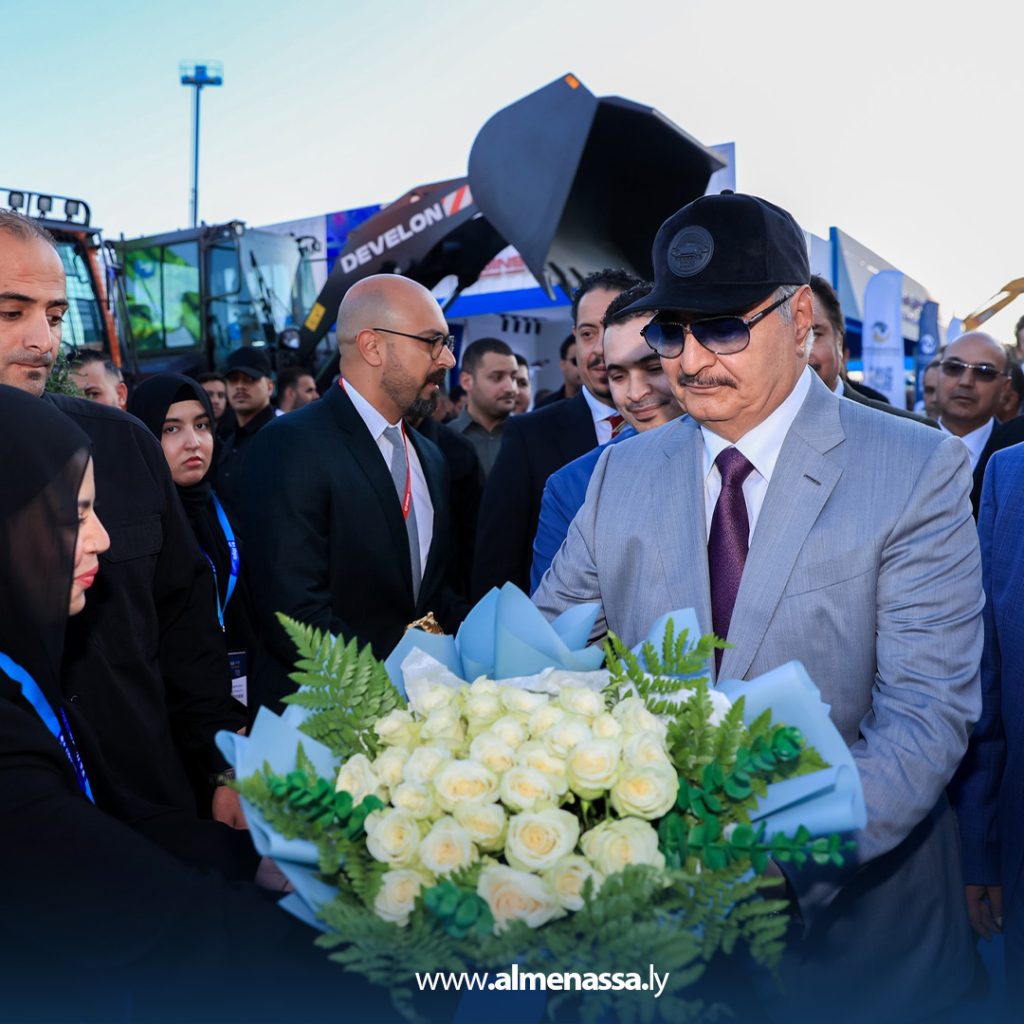 Extra1 21 القائد العام يفتتح معرض "ليبيا بيلد" في مدينة بنغازي