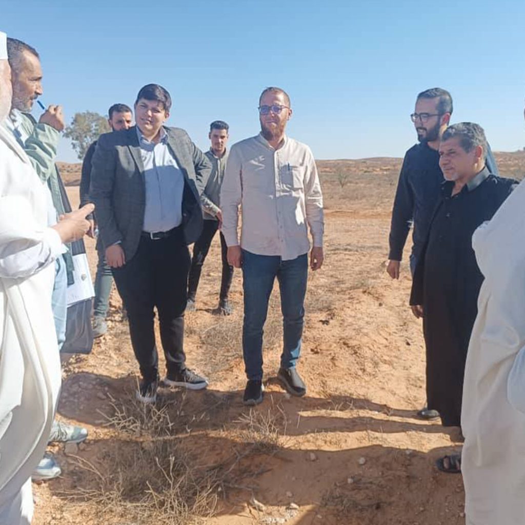 Extra2 312 رئيس اللجنة الفنية بوزارة الموصلات يقوم بجولة تفقدية ببلدية ظاهر الجبل