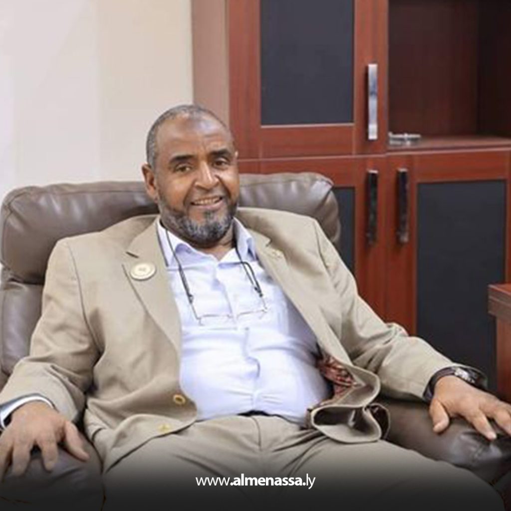 Extra3 102 وزير العمل يبحث تأهيل الباحثين عن العمل