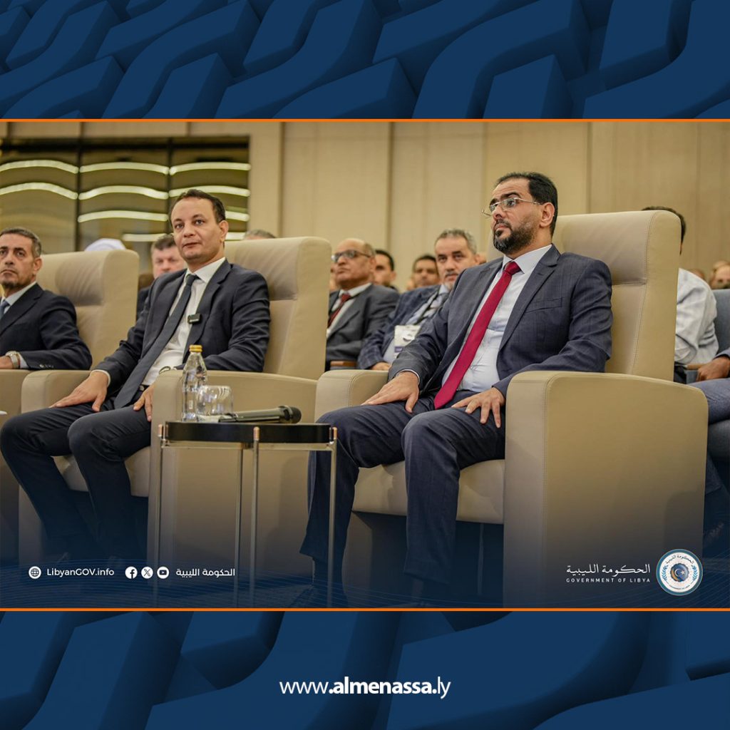 Extra3 29 حمّاد يؤكد دعم البلديات وتعزيز التنمية في ندوة علمية بمشاركة رؤساء البلديات