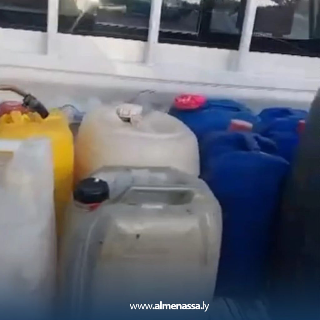 Extra32 2 مداهمة أمنية تكشف مصنعًا لتصنيع الخمور في بنغازي