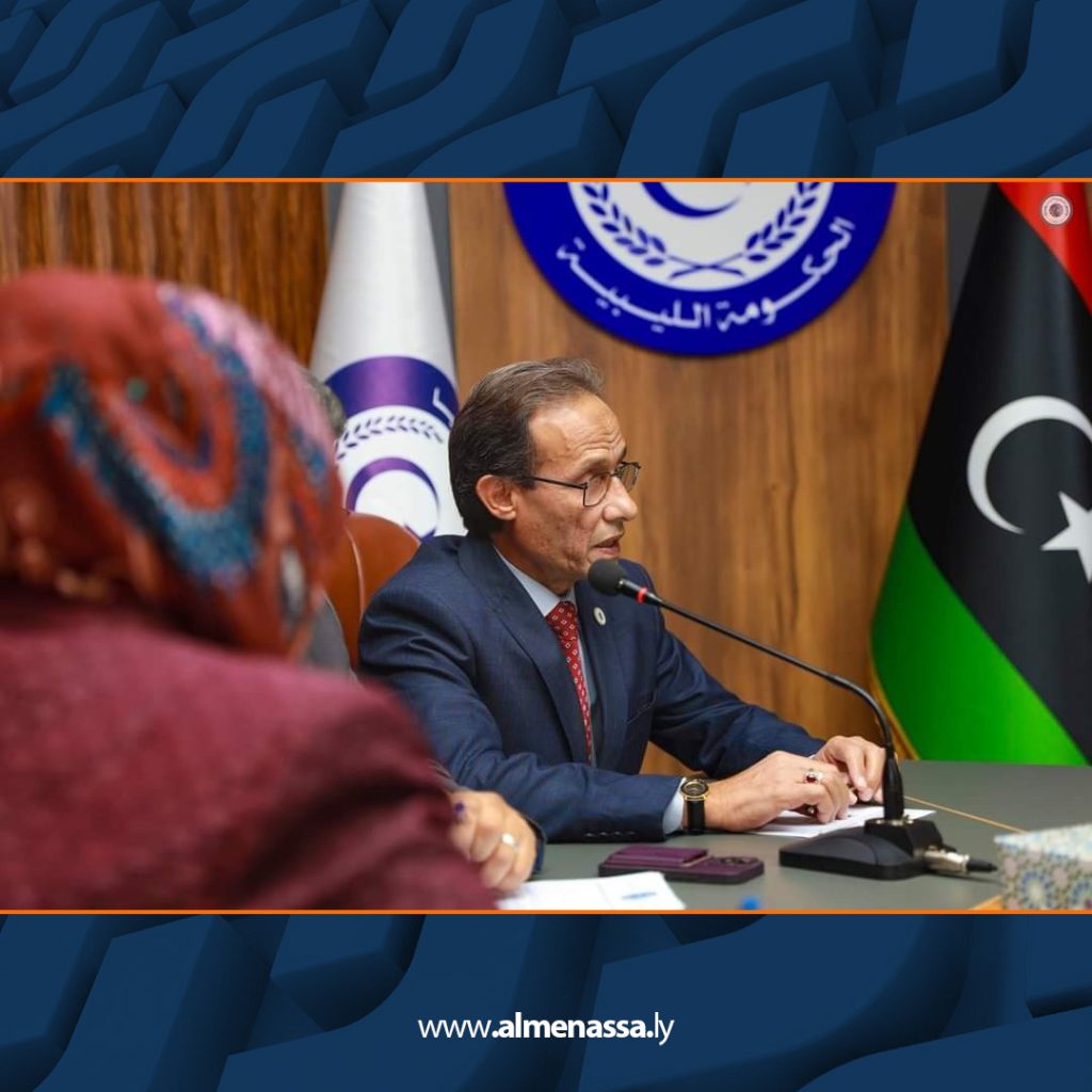 Extra4 104 رئيس ديوان مجلس الوزراء بالمنطقة الشرقية يبحث خطط العمل المستقبلية