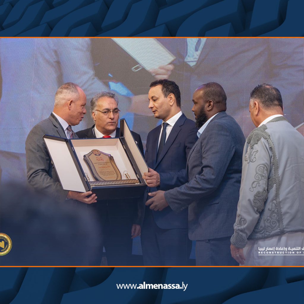 Extra4 27 صندوق التنمية وإعادة الإعمار يشارك في ندوة حول دور الحكومة في تعزيز الدعم المالي للبلديات