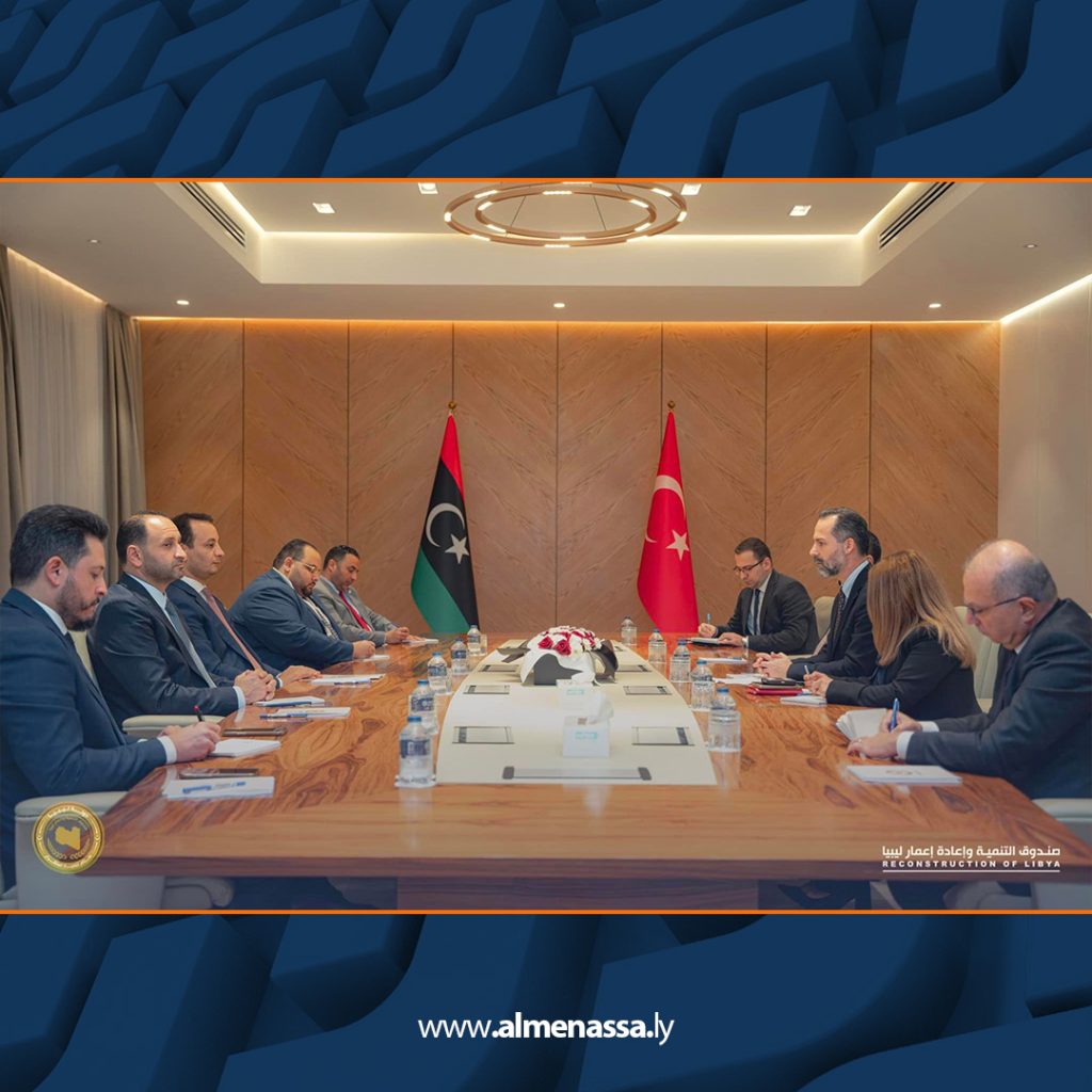 Extra4 48 مدير عام صندوق التنمية وإعادة الاعمار يستقبل السفير التركي