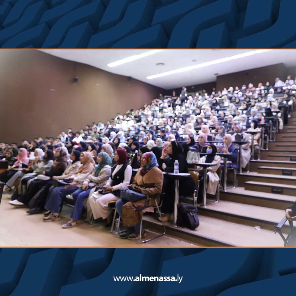 Extra5 16 جامعة العرب الطبية تقيم اليوم التعريفي لطلاب السنة الاولي