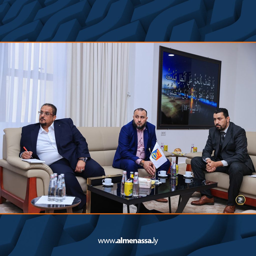 Extra5 34 رئيس أركان الوحدات الأمنية يلتقي المحامي العام لمناقشة سير عمل مكتب الشكاوى وجهود حماية حقوق المواطنين