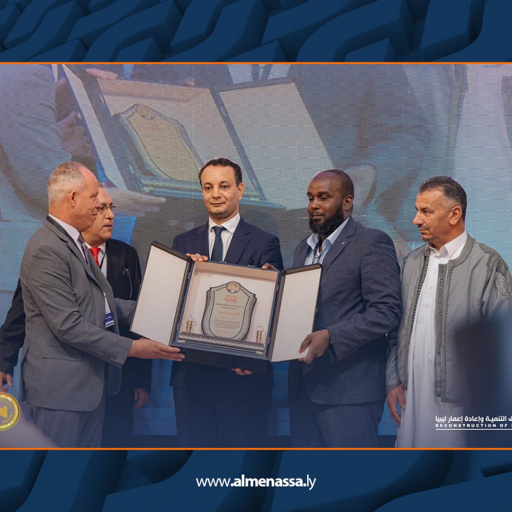 Extra6 12 صندوق التنمية وإعادة الإعمار يشارك في ندوة حول دور الحكومة في تعزيز الدعم المالي للبلديات
