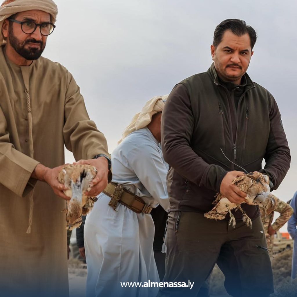 اتة رئيس أركان القوات البرية يشرف على إطلاق طائر الحبارى في احدى المحميات الطبيعية