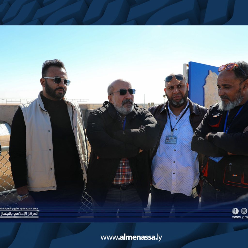 01 120 وفد من مشروع النهر الصناعي يزور خزان أجدابيا للوقوف على استعدادات الصيانة