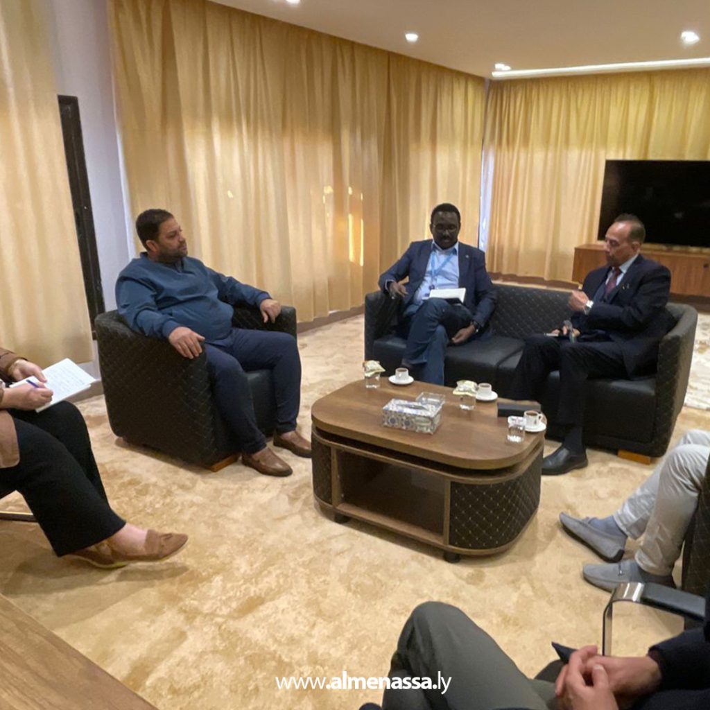 02 107 الهيئة الليبية للإغاثة وبرنامج الغذاء العالمي يبحثان سبل تطوير العمل الإنساني في ليبيا