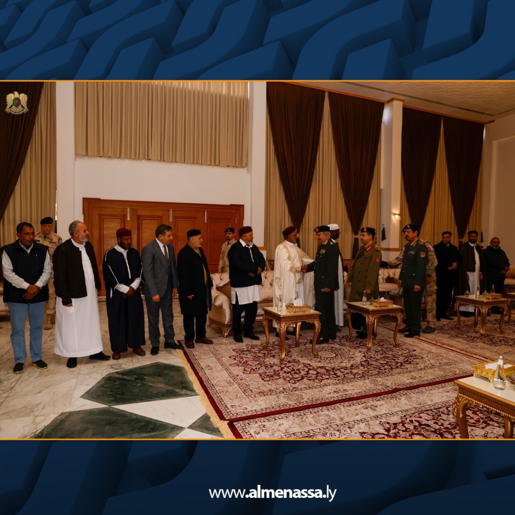 10 القائد العام يلتقي مشايخ وأعيان قبيلة أولاد سليمان المجاهدة