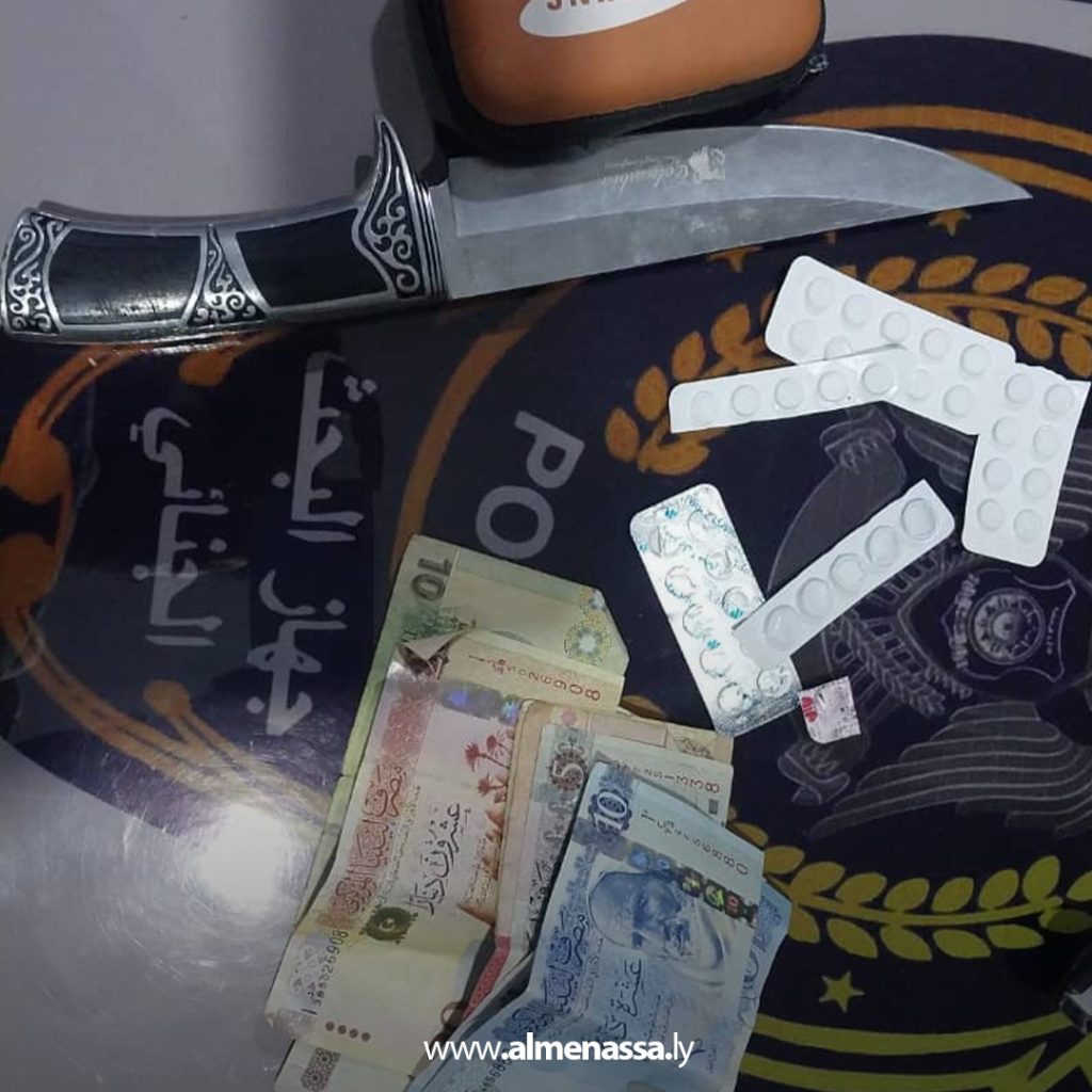 3 Recovered البحث الجنائي المرج يضبط تاجرين للممنوعات بحي "500"