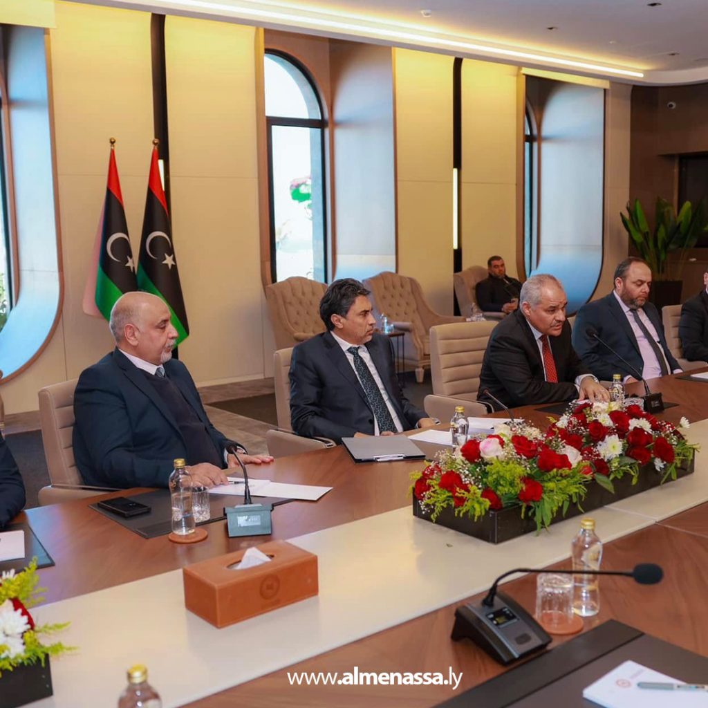 Extra2 118 المدير العام لصندوق التنمية وإعادة إعمار ليبيا يجتمع مع محافظ مصرف ليبيا المركزي