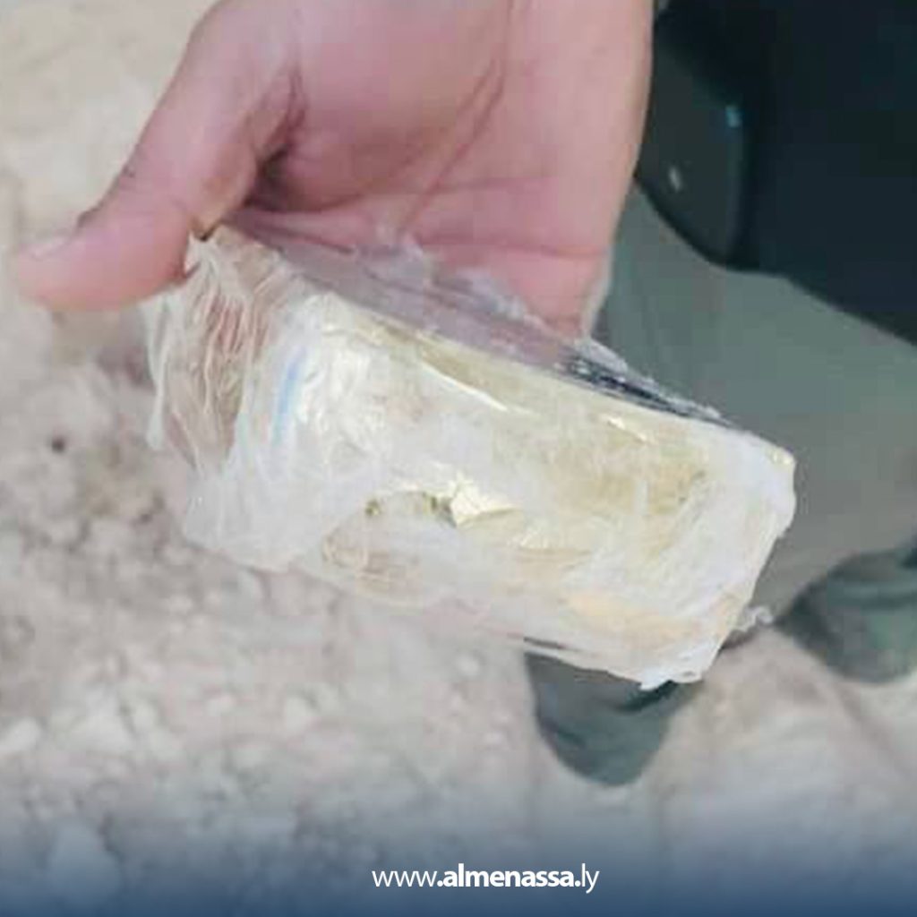 بليا المباحث الجنائية تكشف وكرا لتخزين المخدرات والأسلحة في أجدابيا