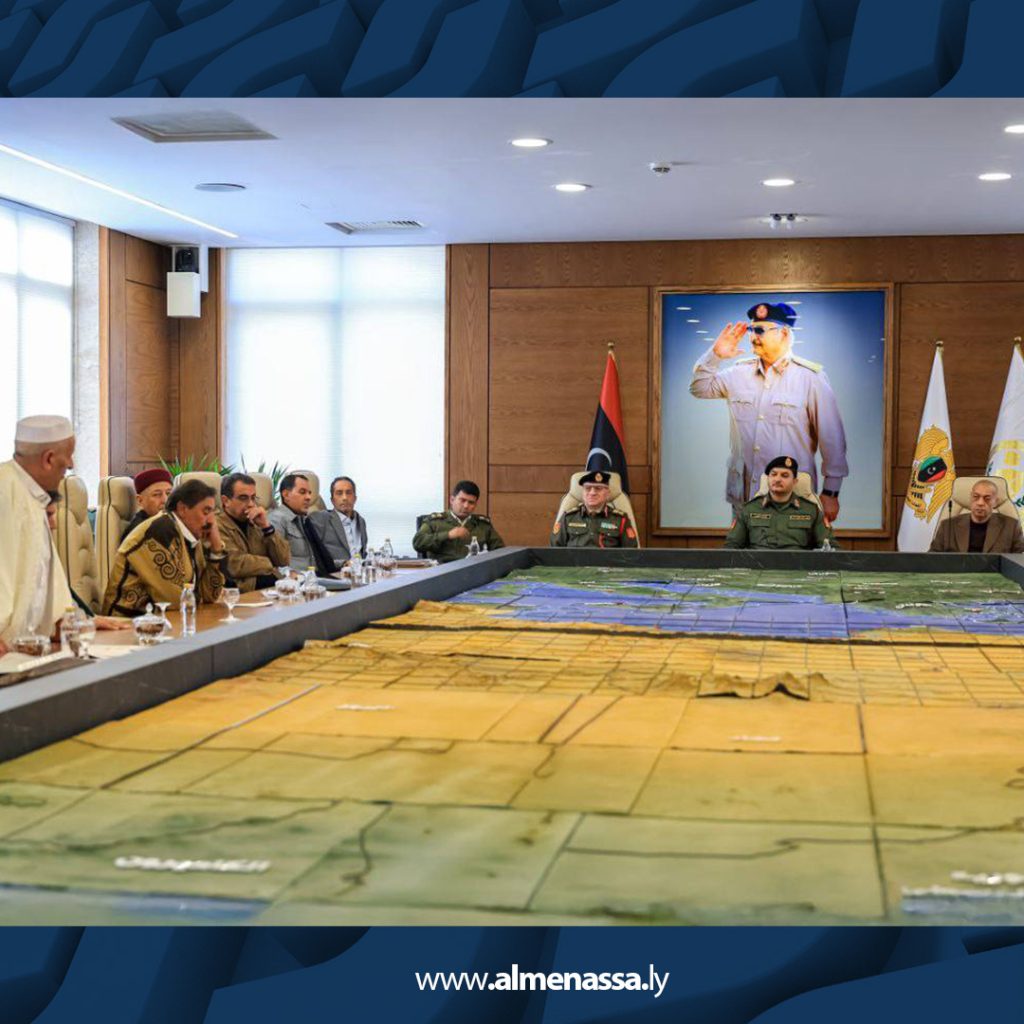 رئيس أركان القوات البرية يستقبل وفدًا من مشايخ وأعيان الجبل الأخضر في بنغازي 14 014