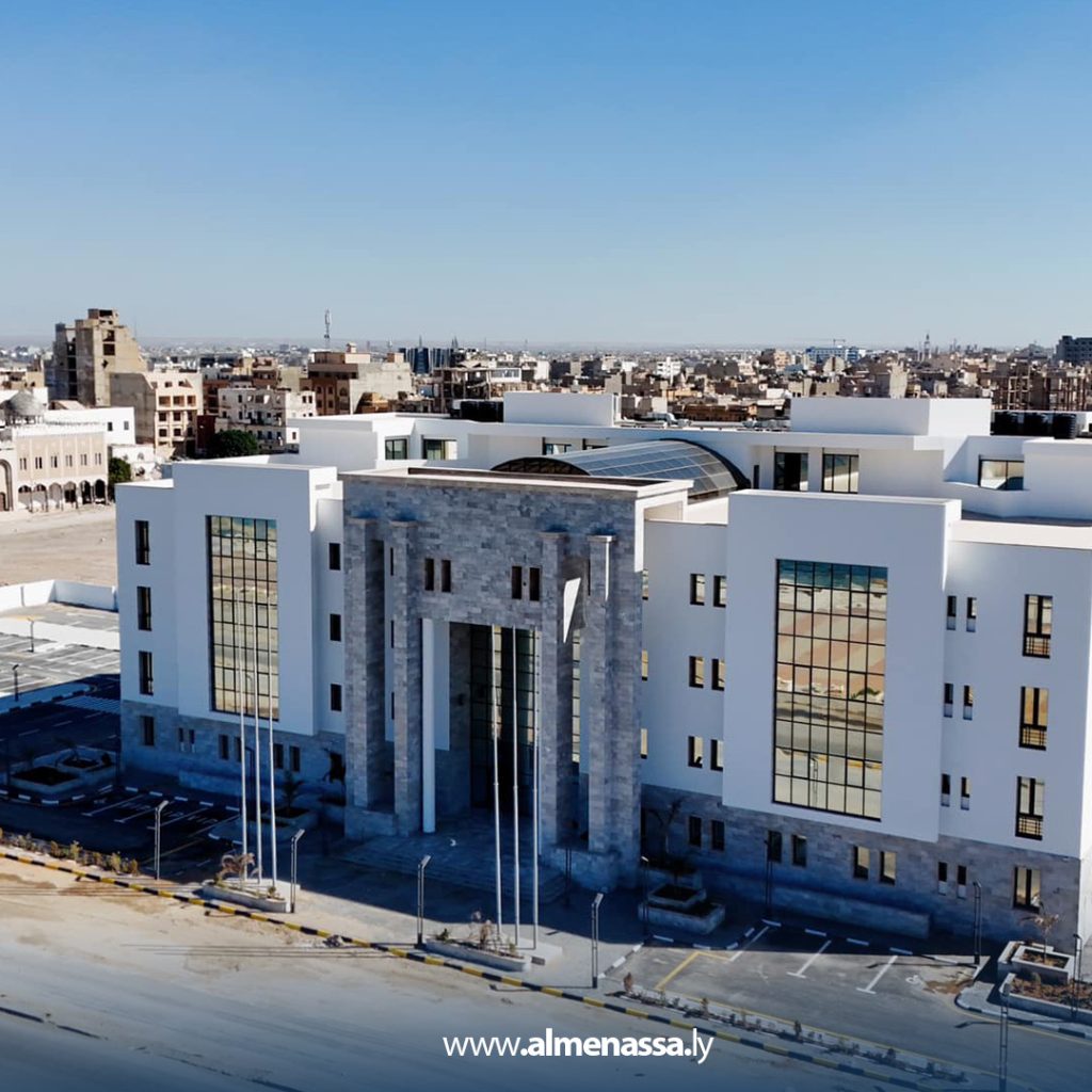 22 المهندس "بلقاسم حفتر"يتفقد مشروع محكمة شمال بنغازي ويؤكد على خطة إحياء وسط المدينة