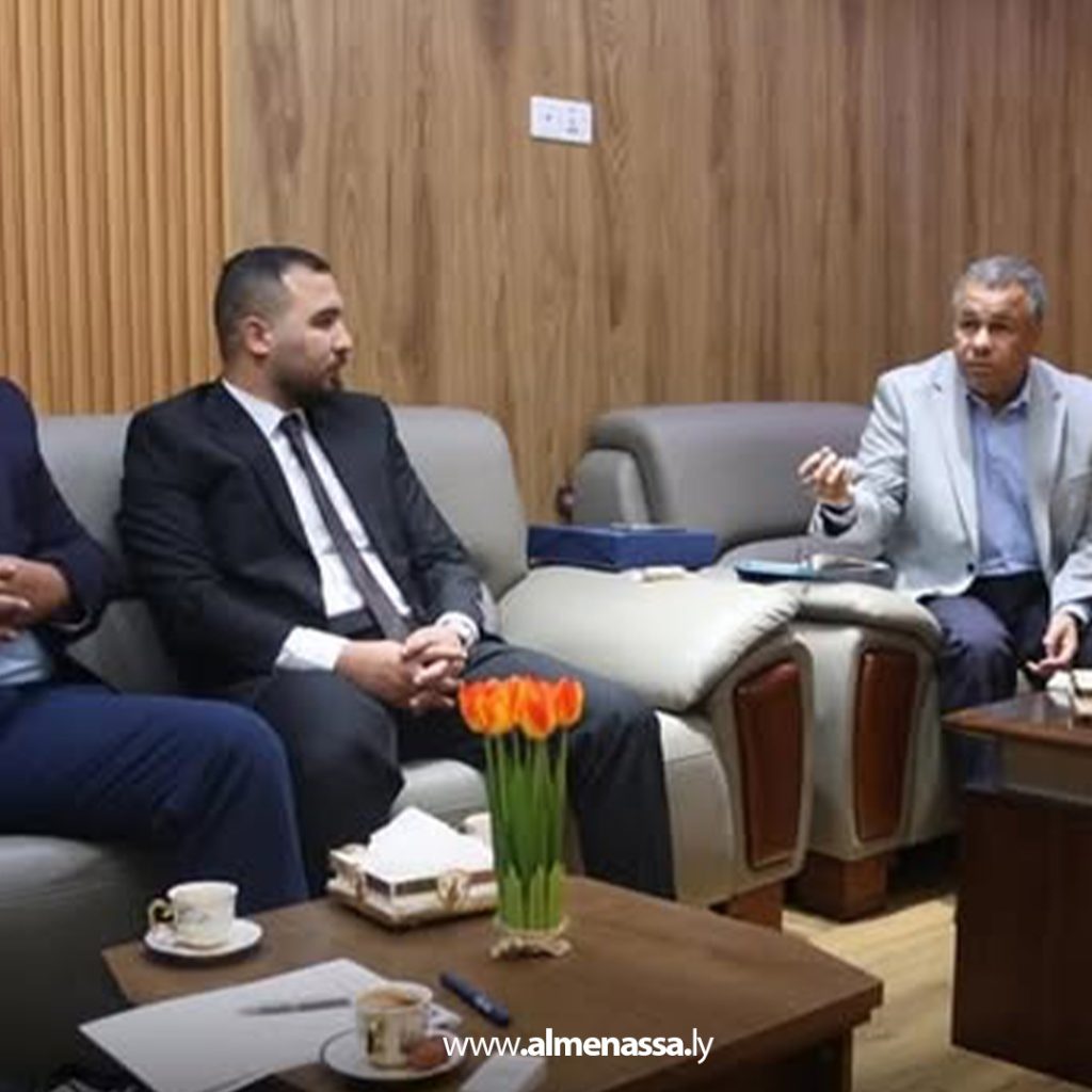 وزارة التعليم العالي تبحث أهمية التقنيات الحديثة في المؤسسات التعليمية 3 extra2 17