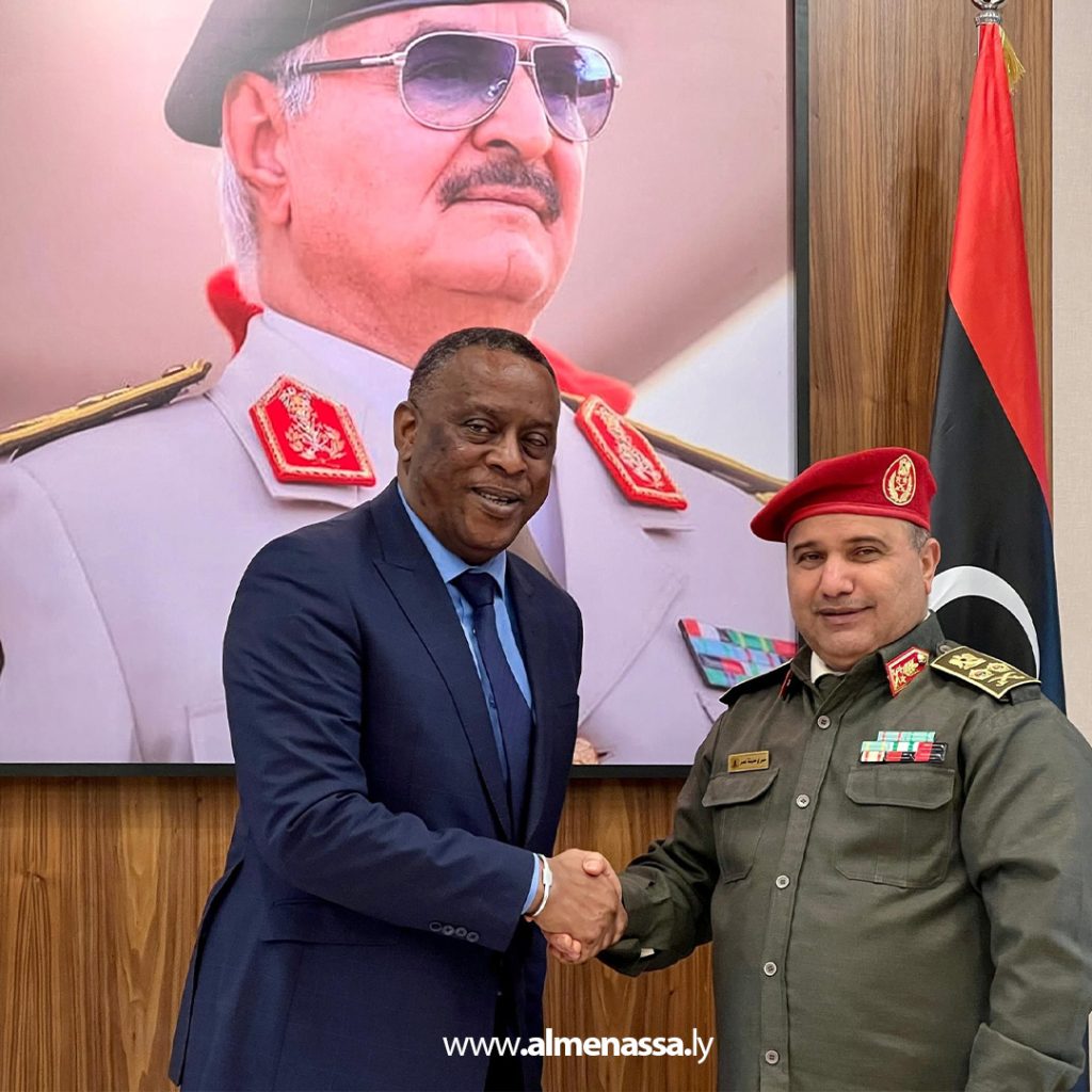 الأمين العام للقيادة العامة يلتقي وزير الخارجية السنغالي الأسبق ورئيس معهد الاستراتيجيات الإفريقية 3 extra2 78 الأمين العام للقيادة العامة يلتقي وزير الخارجية السنغالي الأسبق ورئيس معهد الاستراتيجيات الإفريقية