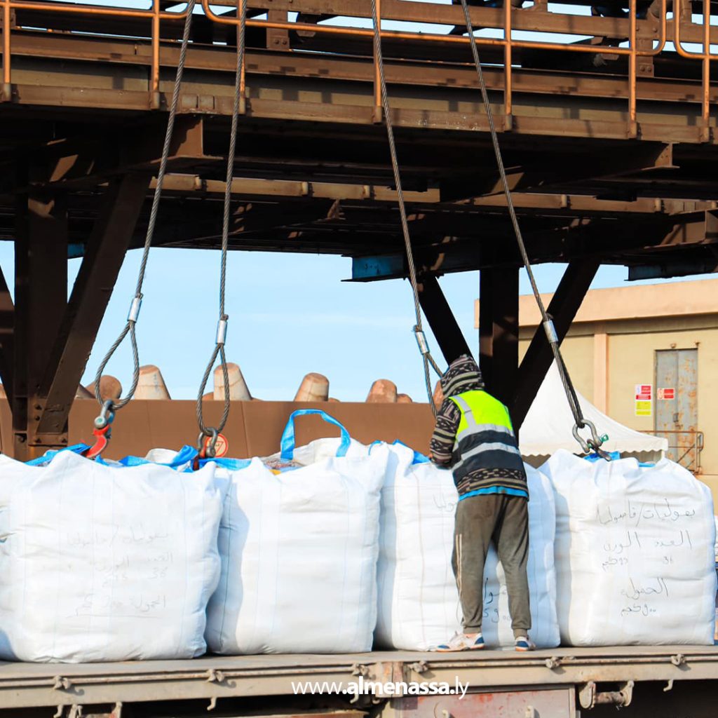 extra23 الاستعداد لانطلاق ثالث قافلة مساعدات بحرية من مصراتة إلى غزة