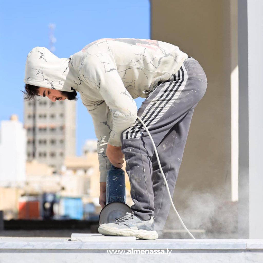 extra34 1 قرب الانتهاء من مشروع تطوير وصيانة ميدان النصر وسط مصراتة