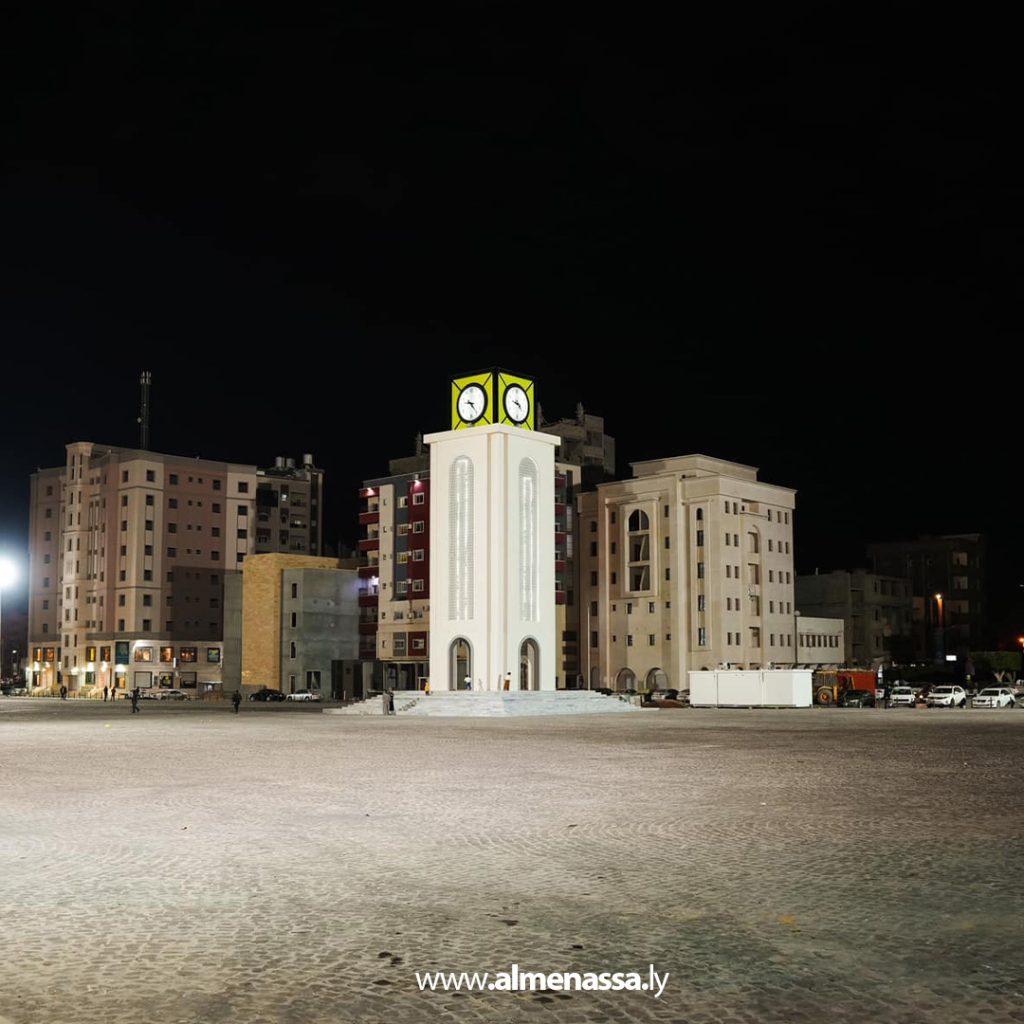 extra4 6 قرب الانتهاء من مشروع تطوير وصيانة ميدان النصر وسط مصراتة
