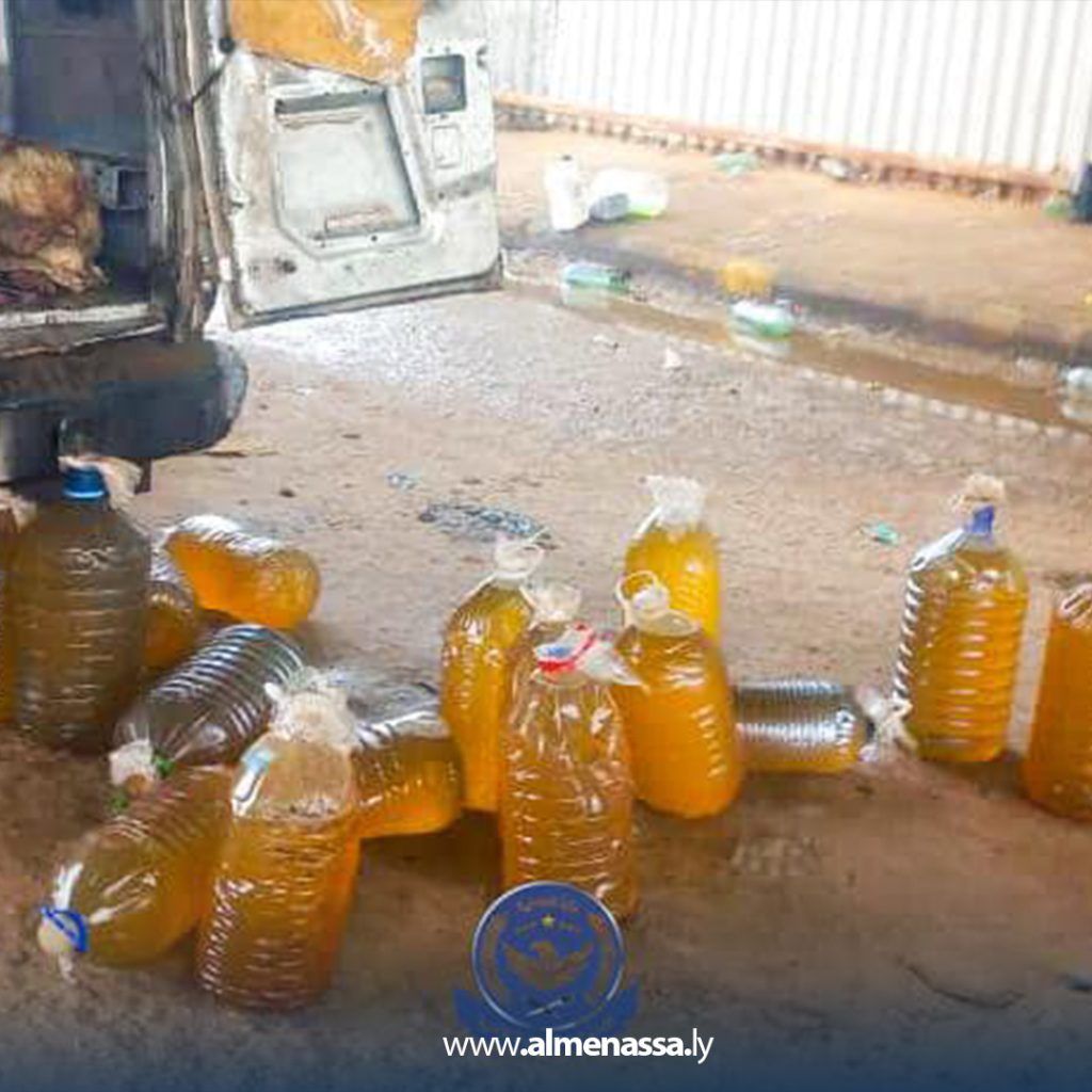hkj إدارة إنفاذ القانون تكثف جهودها الأمنية في منفذ رأس اجدير البري لمواجهة التهريب والتجاوزات