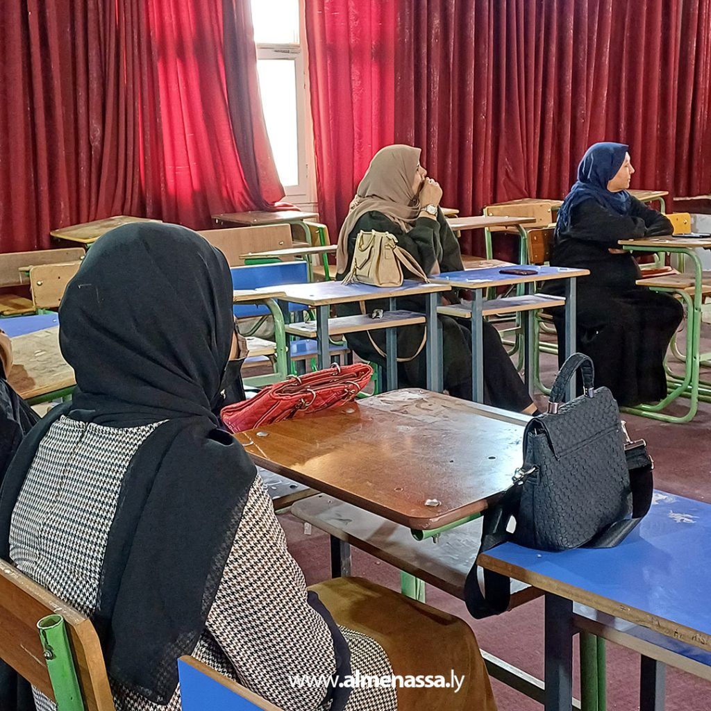 يلاب جلسة حوارية ببلدية القرضة حول ترشح النساء للانتخابات البلدية