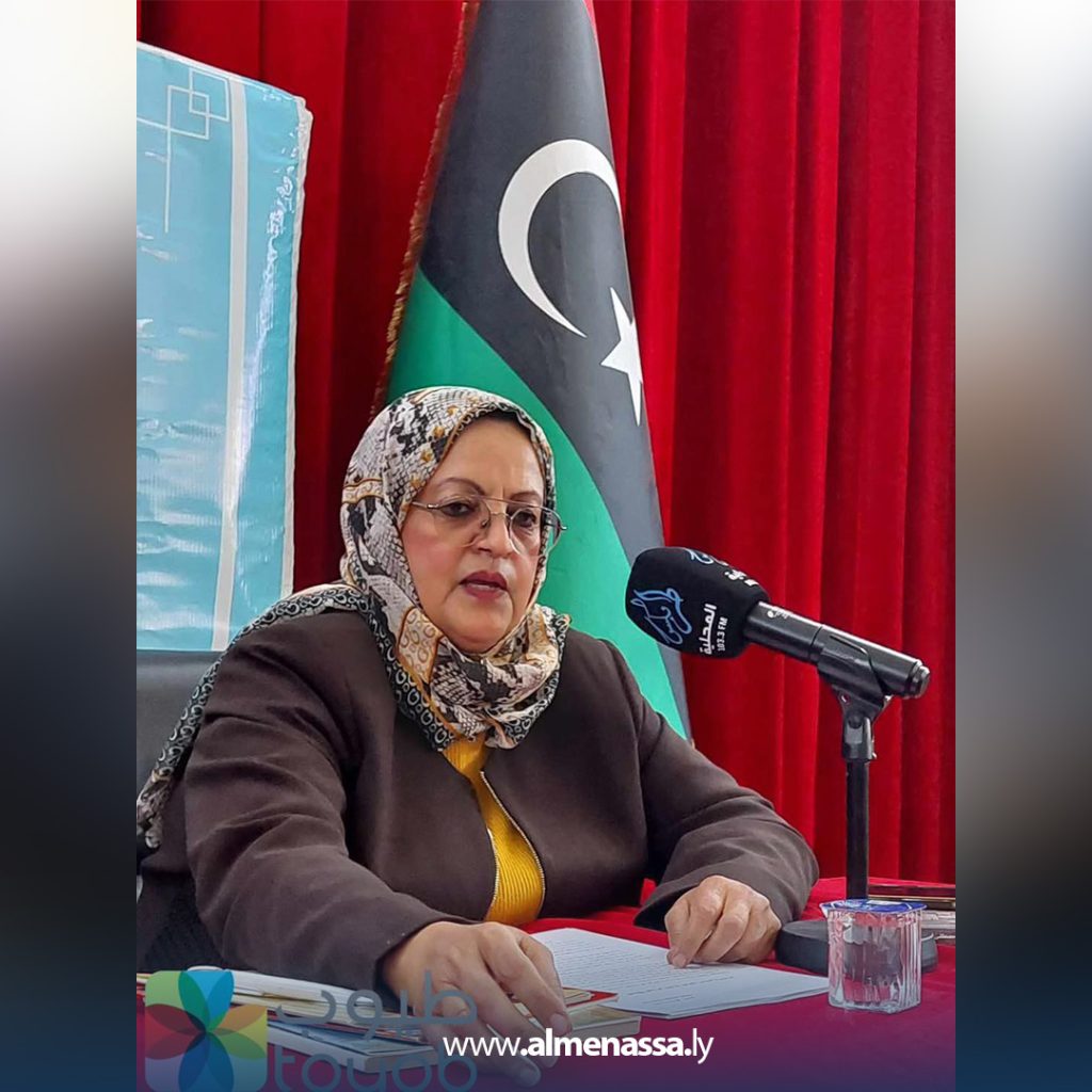 يلاة 2 أسماء الأسطى تلقي محاضرة حول توثيق الصحافة الليبية في الخارج