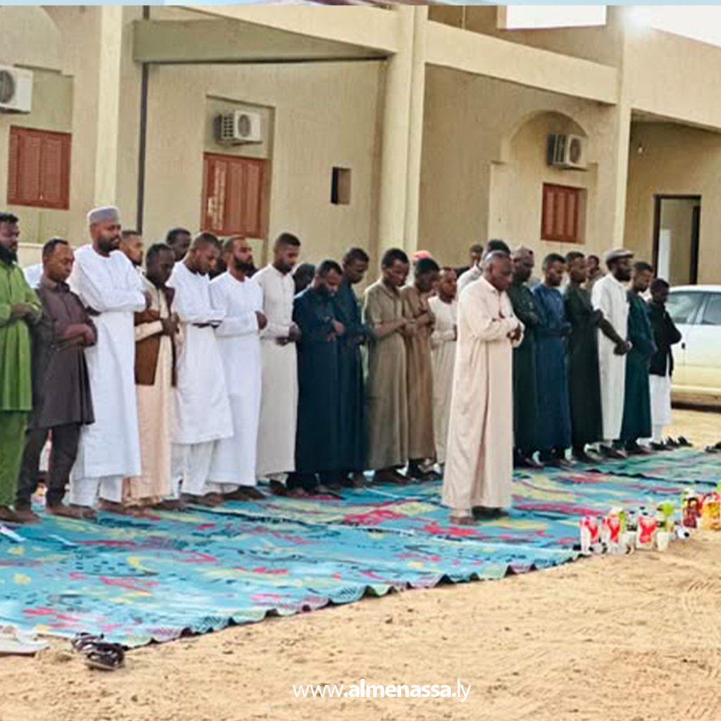 extra1 110 جمعية أبناء الصحراء تفتتح بيت مرزق للثقافة والتراث وتنظم مأدبة إفطار جماعي في البلدية