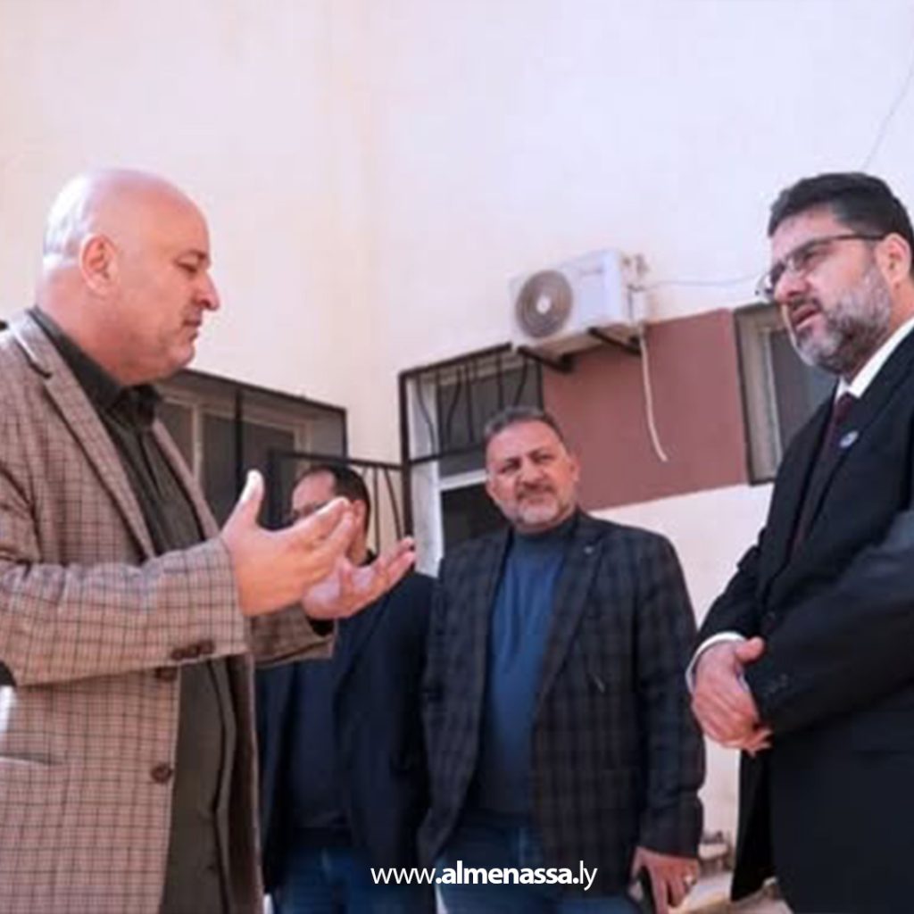 extra1 42 وزير التعليم التقني والفني يتفقد معهد الرابطة المتوسط ببنغازي