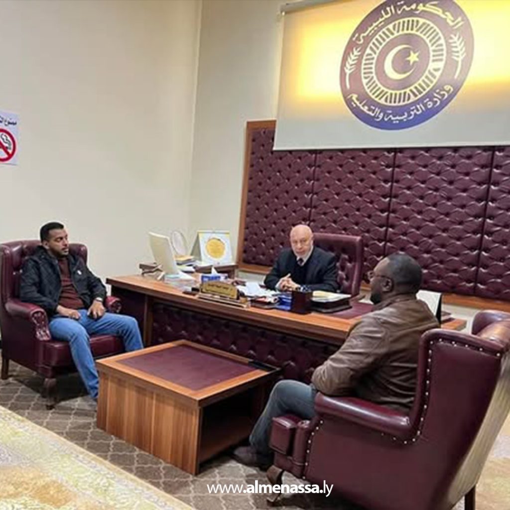 extra1 43 وزير التعليم يبحث احتياجات المدارس في بلدية وادي عتبة