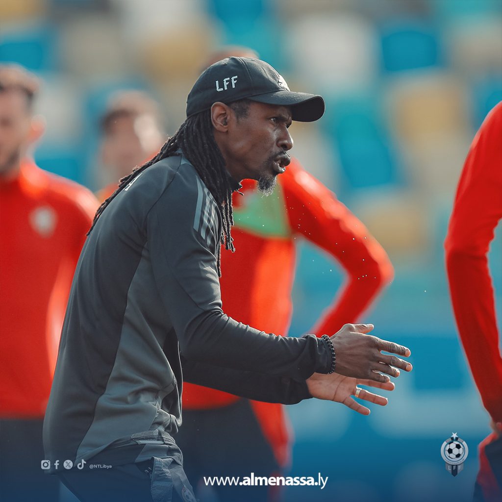 سيب المنتخب الوطني الاول يواصل استعداداته بقيادة سيسيه لمواجهتي أنغولا والكاميرون
