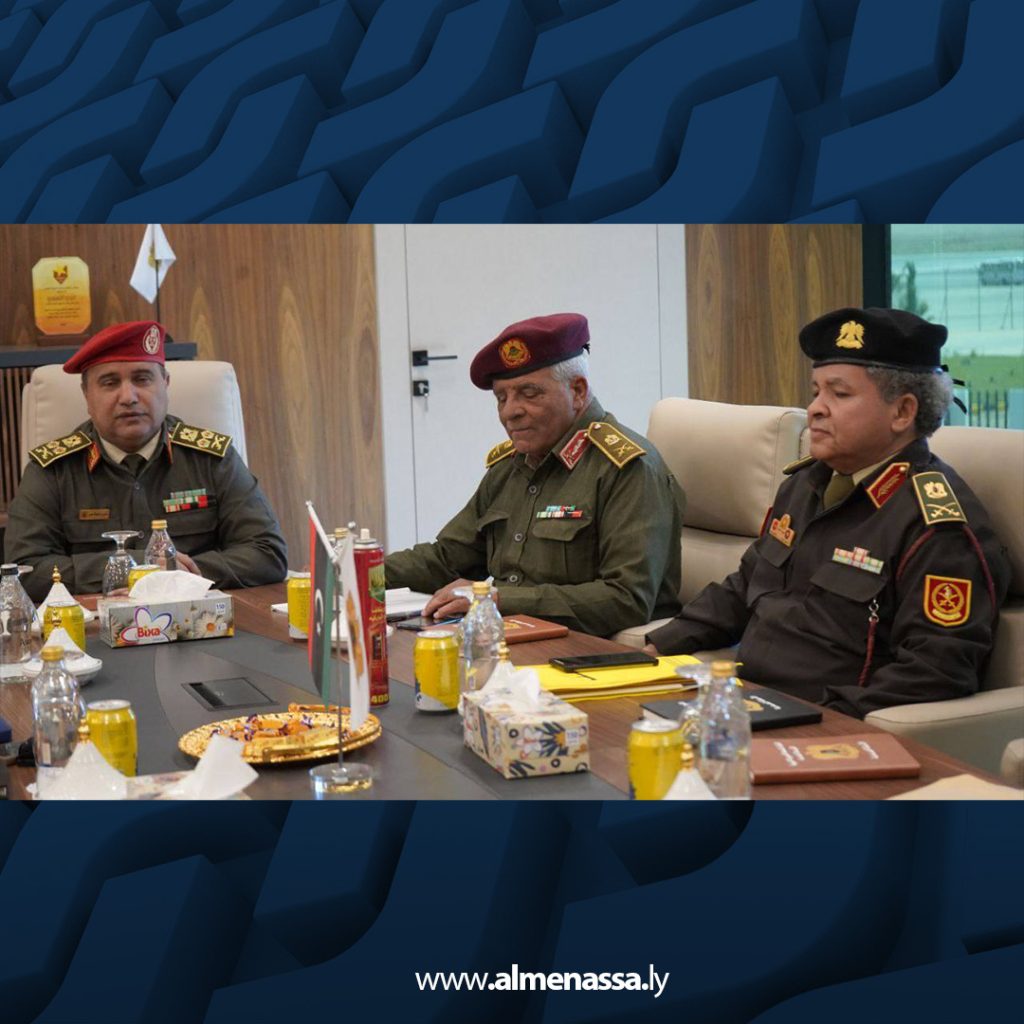 القوات المسلحة تعقد اجتماعاً لمراجعة الأداء وتطوير الخطط التدريبية في بنغازي 1 02 48 القوات المسلحة تعقد اجتماعاً لمراجعة الأداء وتطوير الخطط التدريبية في بنغازي