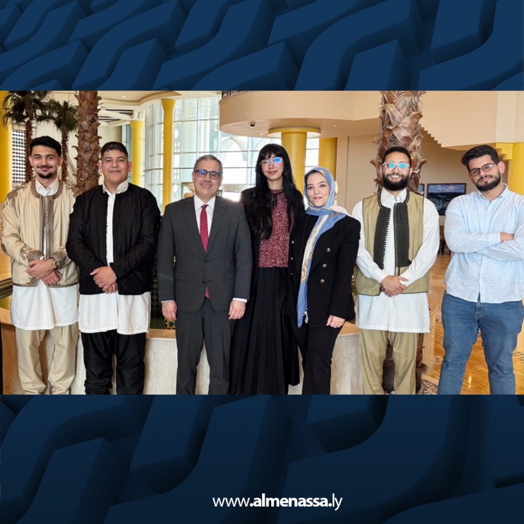 03 34 US Ambassador's visit sparks widespread Facebook debate: between praise for youth support and warnings of western influence