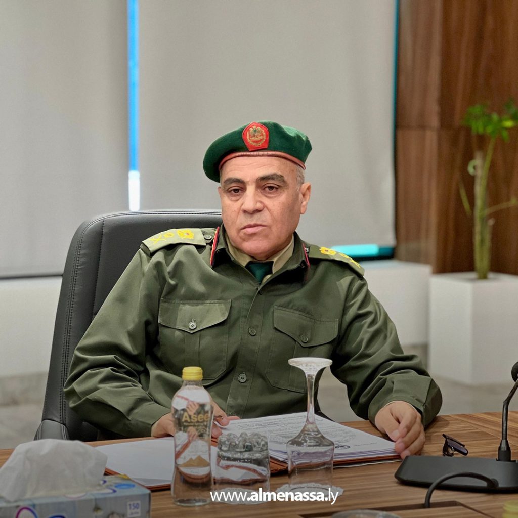 03 45 الفريق خيري التميمي يجتمع بقيادات القضاء العسكري لمناقشة تحديات سير العمل وحلحلة العراقيل