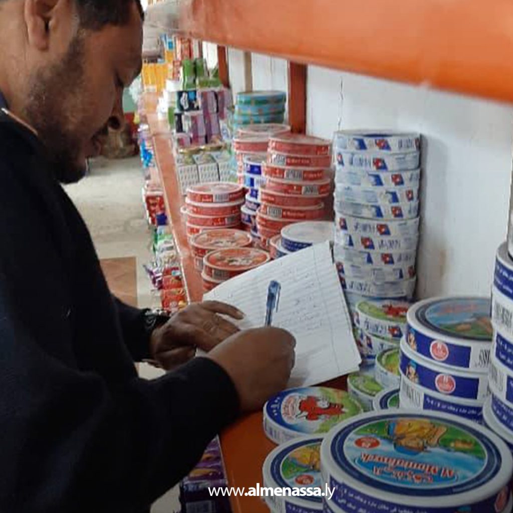 04 38 ضبط مواد منتهية الصلاحية وغياب الشهادات الصحية في مدينة سوسة