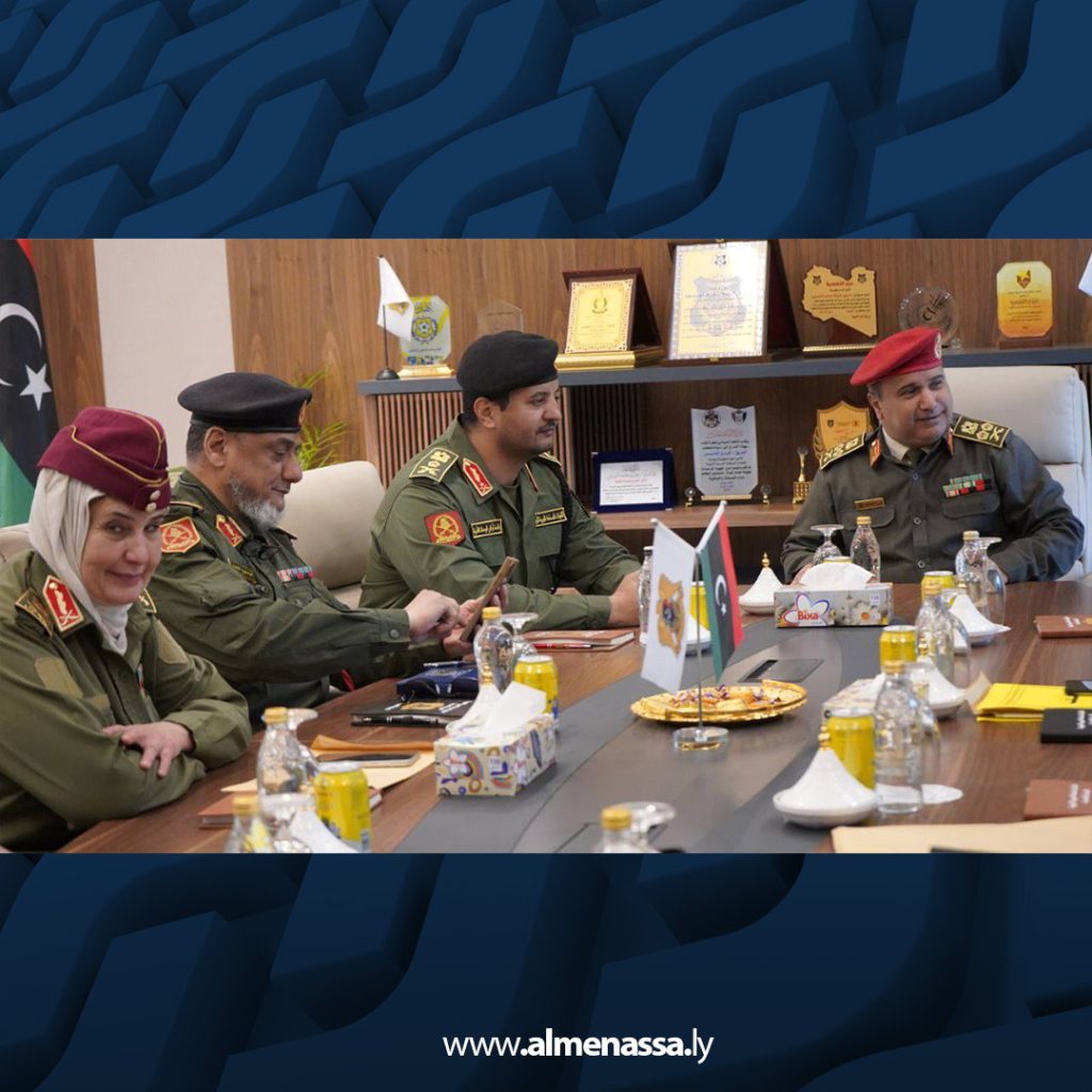 القوات المسلحة تعقد اجتماعاً لمراجعة الأداء وتطوير الخطط التدريبية في بنغازي 9 06 14 القوات المسلحة تعقد اجتماعاً لمراجعة الأداء وتطوير الخطط التدريبية في بنغازي