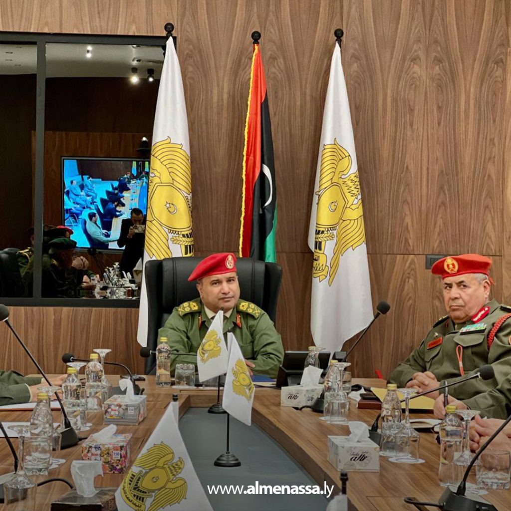 09 4 الفريق خيري التميمي يجتمع بقيادات القضاء العسكري لمناقشة تحديات سير العمل وحلحلة العراقيل