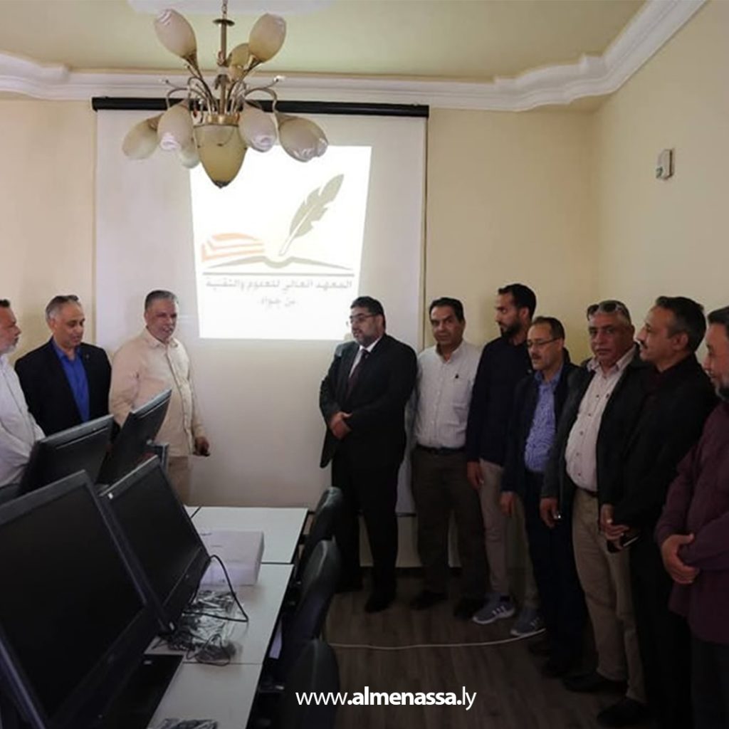 Extra 260 وزير التعليم التقني يجري زيارة تفقدية إلى بلدية خليج السدرة