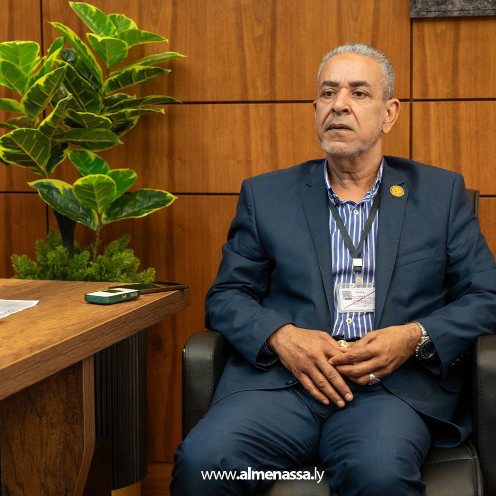 extra 116 اجتماع مشترك بين جهاز النهر الصناعي ووزارة العمل لبحث تنظيم شؤون الموظفين