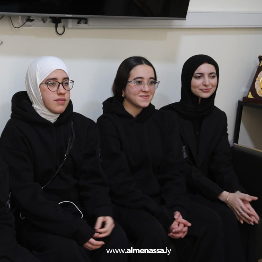extra 26 رئيس مصلحة أملاك الدولة يدعم فريق IRON SIDE بمقر مجهز لتعزيز مشاركاته الدولية