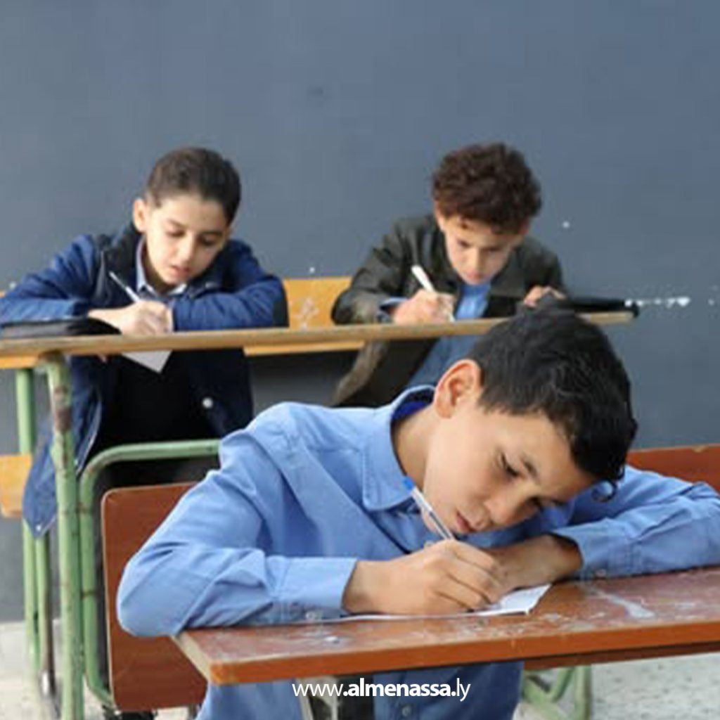 extra 293 أكثر من 500 ألف تلميذ بالصّفين الرّابع والخامس يؤدون اِمتحانات نهاية العام الدّراسي