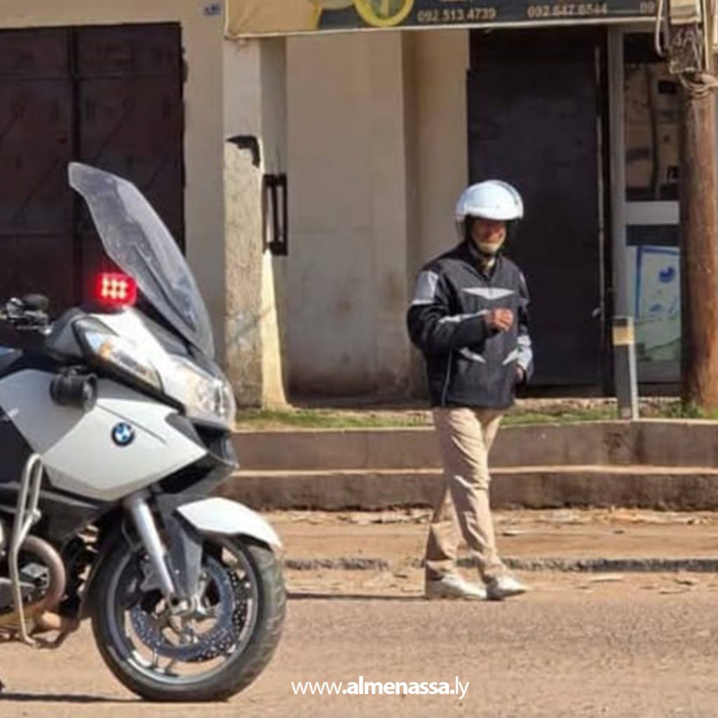 extra 343 شرطة المرور تباشر خطة انتشار أمني مكثف في براك الشاطئ تنفيذاً لتعليمات مدير أمن الشاطئ