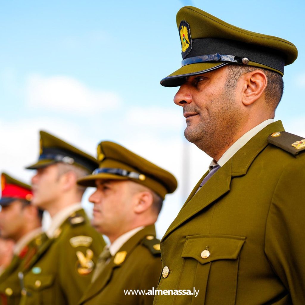 extra Recovered11 9 القوات البرية تنظم الجمع الصباحي الأسبوعي لتعزيز الانضباط العسكري