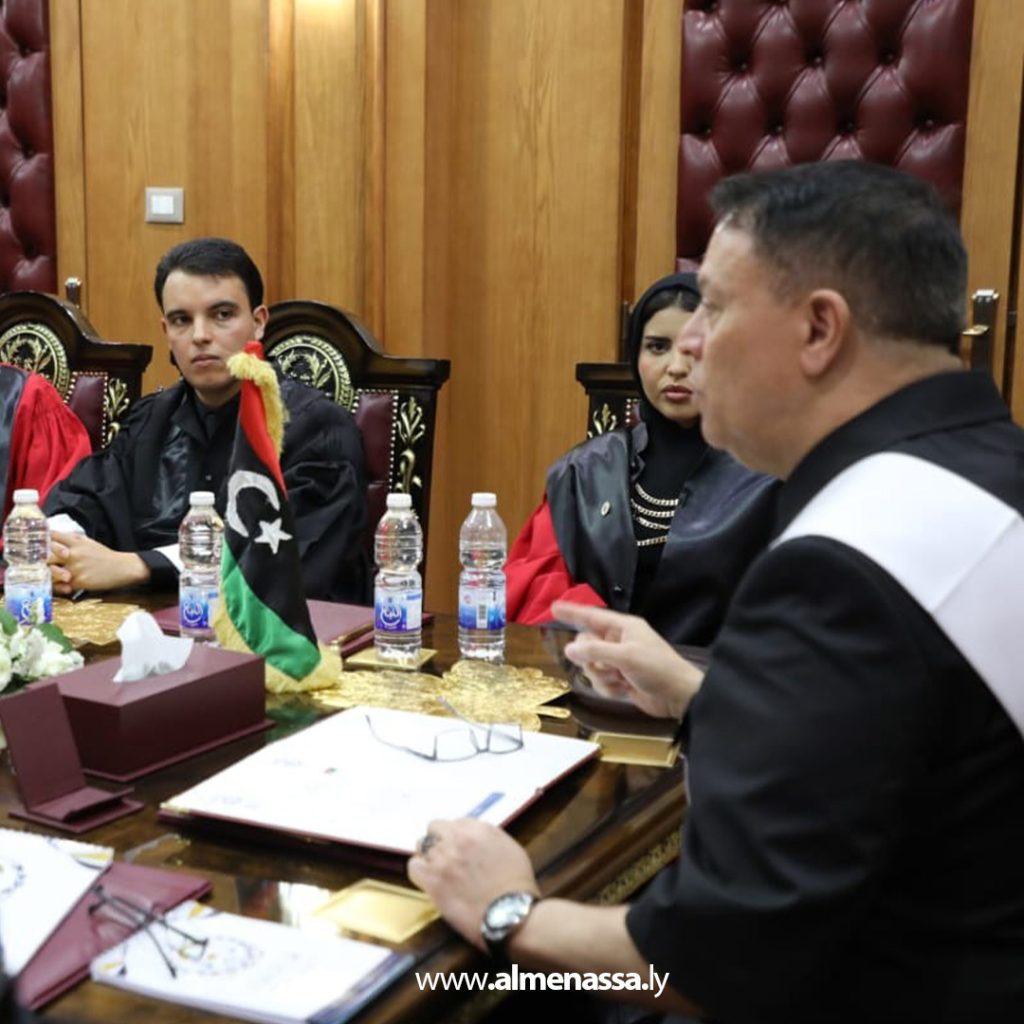 extra1 203 أعضاء الهيئات القضائية الجدد يؤدون اليمين أمام رئيس المجلس الأعلى للقضاء