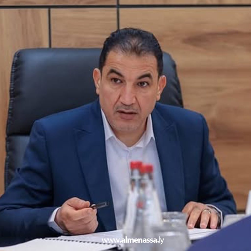 extra1 239 وزير الداخلية يبحث ترتيبات تخرج الدفعة الرابعة بالمعهد العالي للضباط